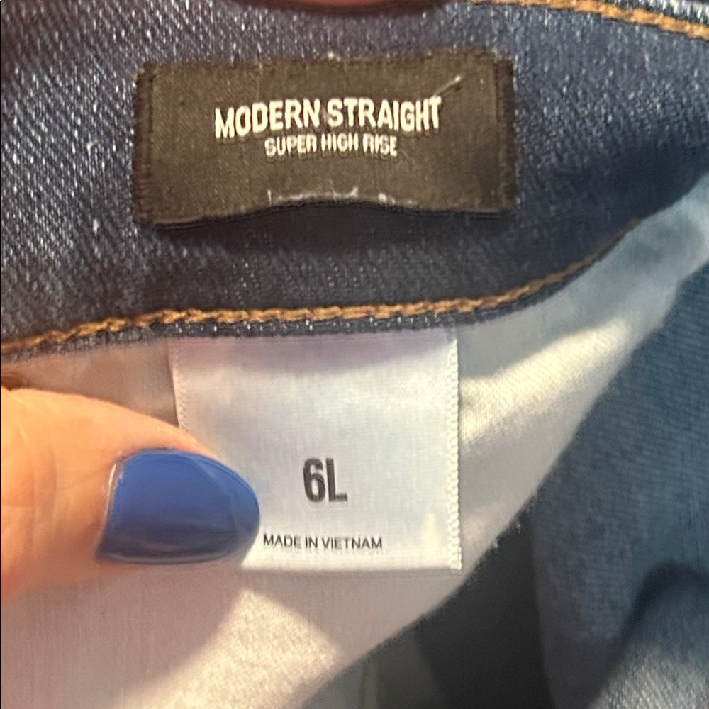 Express High Rise Blue Distressed Jeans Size 6L - Picture 3 of 10